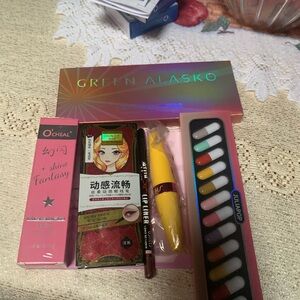 🌈Host Pick🌈Makeup 6 Piece Bundle With Makeup Bag